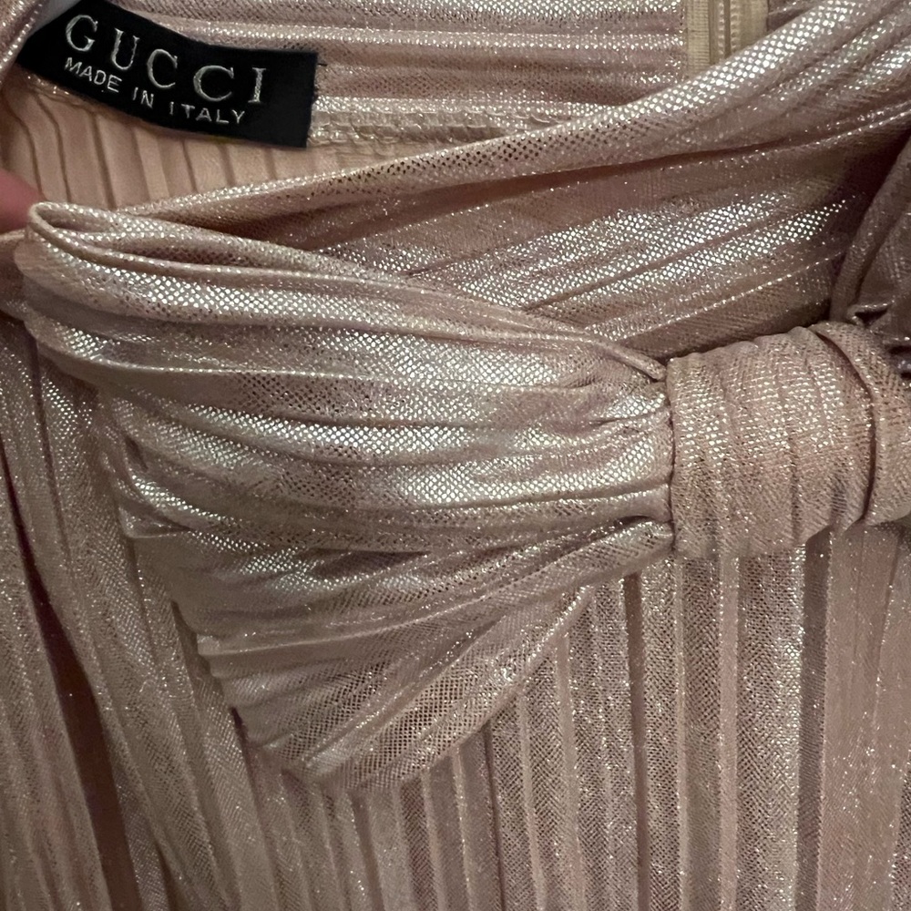 Gucci Metallic Rose Gold Pleated Bow Neck Blouse - Picture 3 of 4